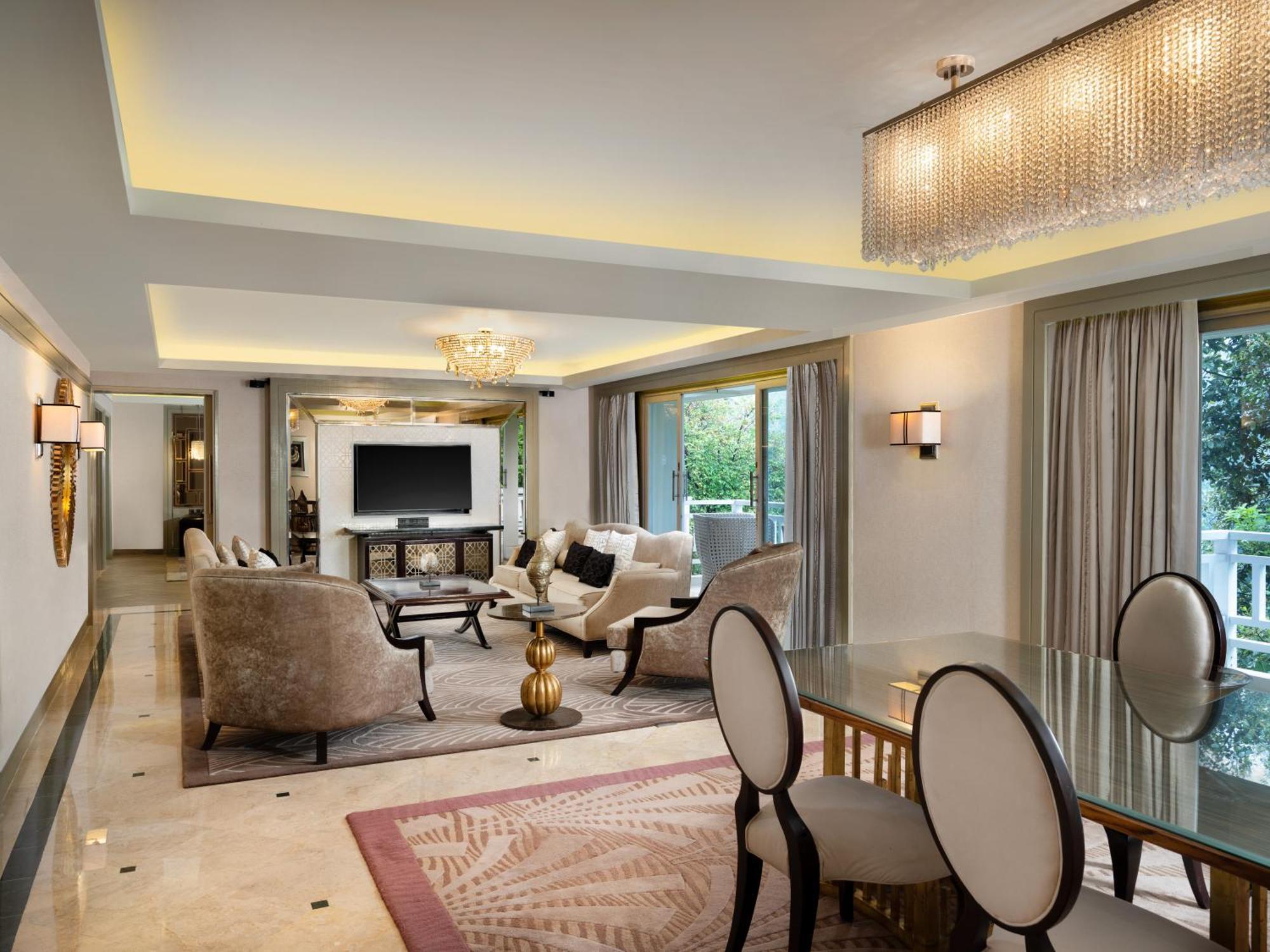 Sheraton Bandung Hotel & Towers Экстерьер фото