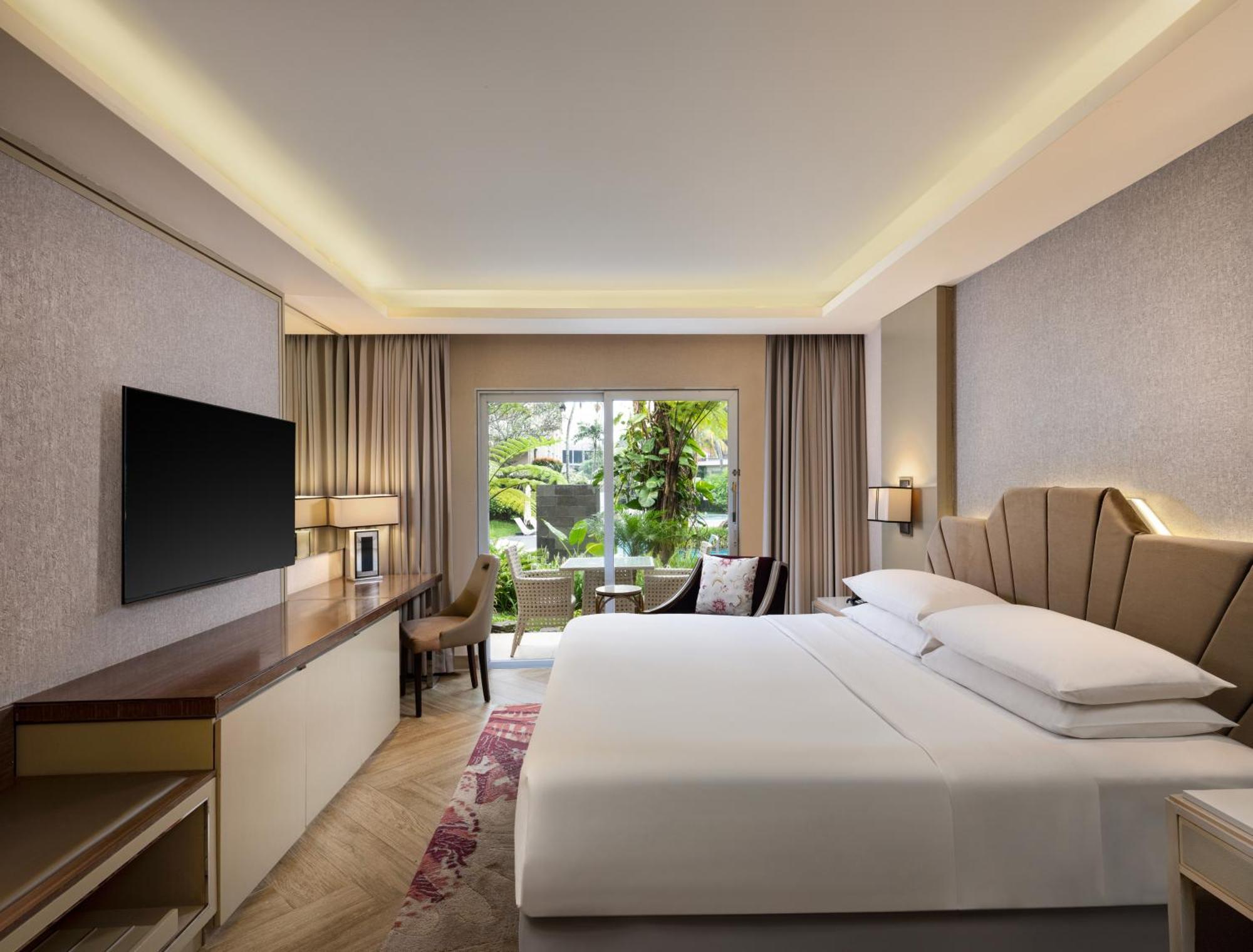 Sheraton Bandung Hotel & Towers Экстерьер фото