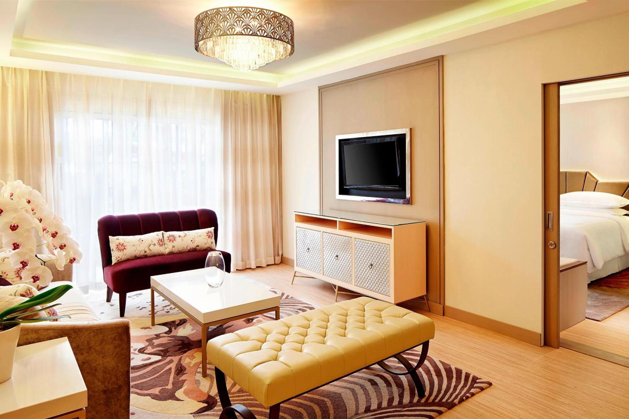 Sheraton Bandung Hotel & Towers Экстерьер фото